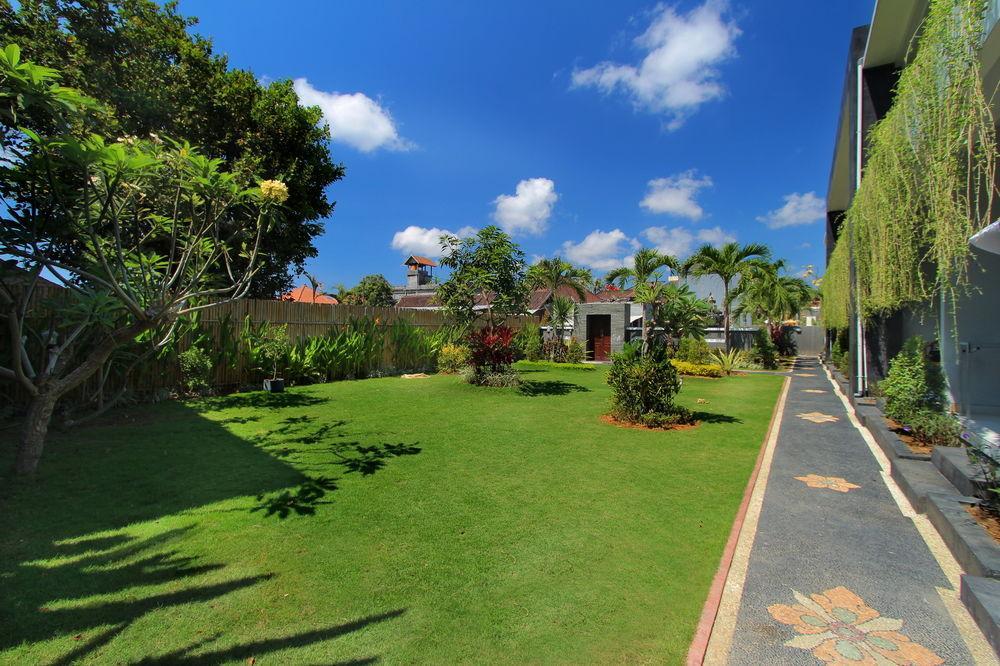 Kuta Selatan Srikandi Inn מראה חיצוני תמונה
