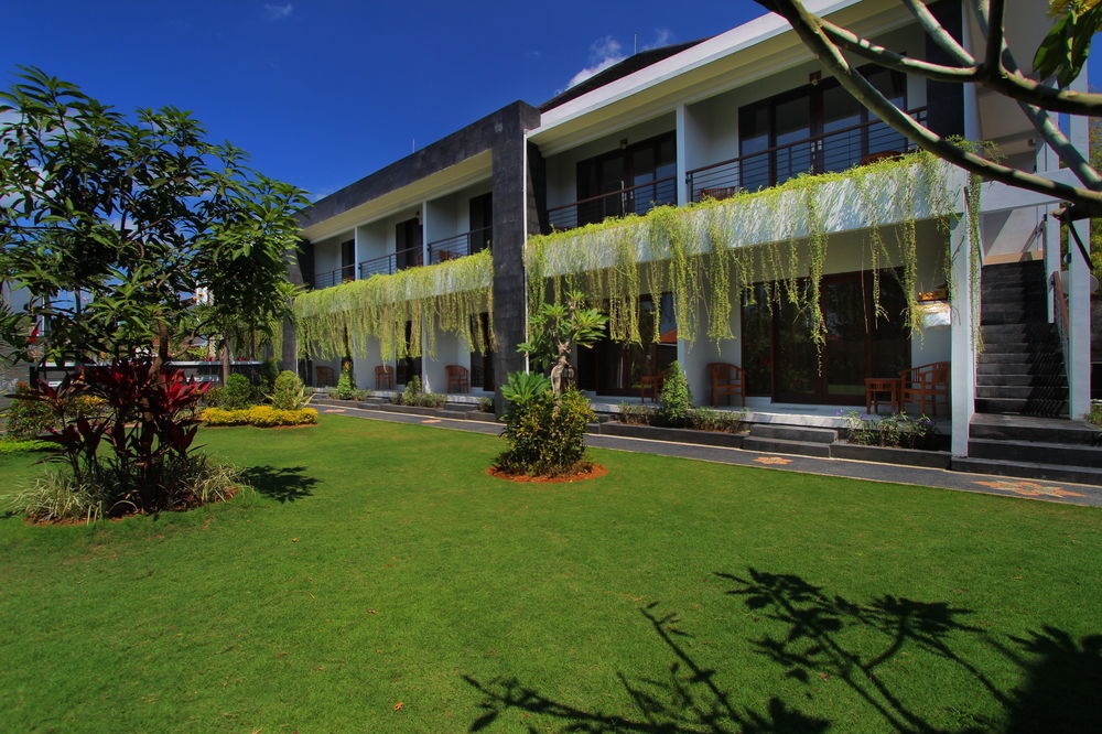 Kuta Selatan Srikandi Inn מראה חיצוני תמונה
