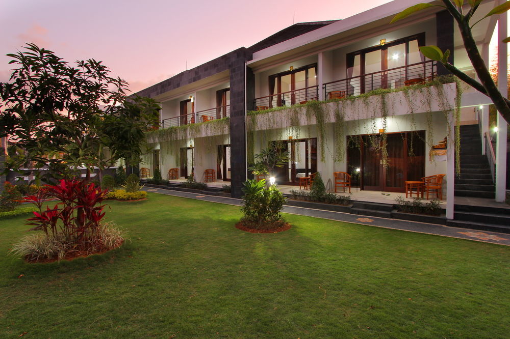 Kuta Selatan Srikandi Inn מראה חיצוני תמונה