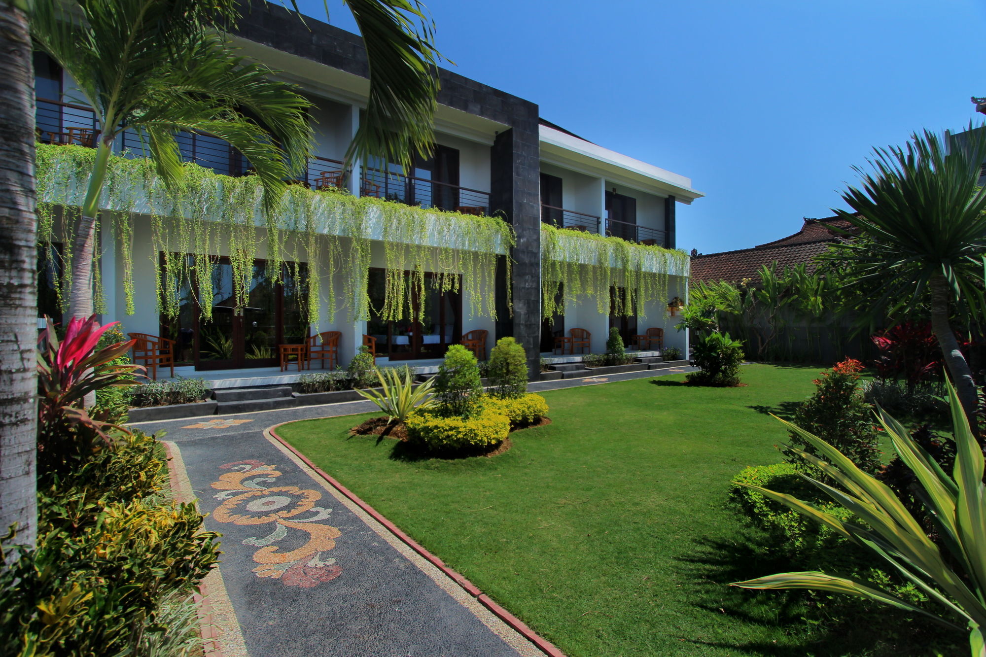 Kuta Selatan Srikandi Inn מראה חיצוני תמונה