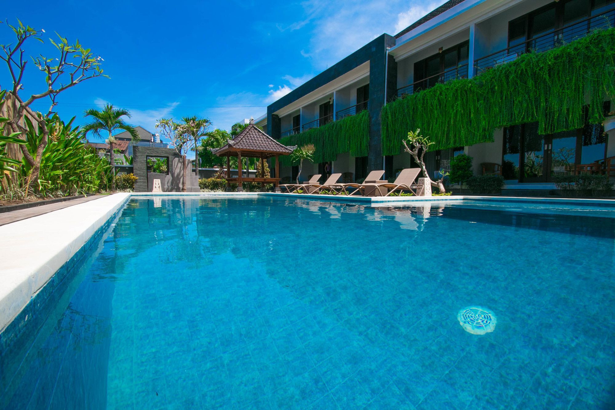 Kuta Selatan Srikandi Inn מראה חיצוני תמונה